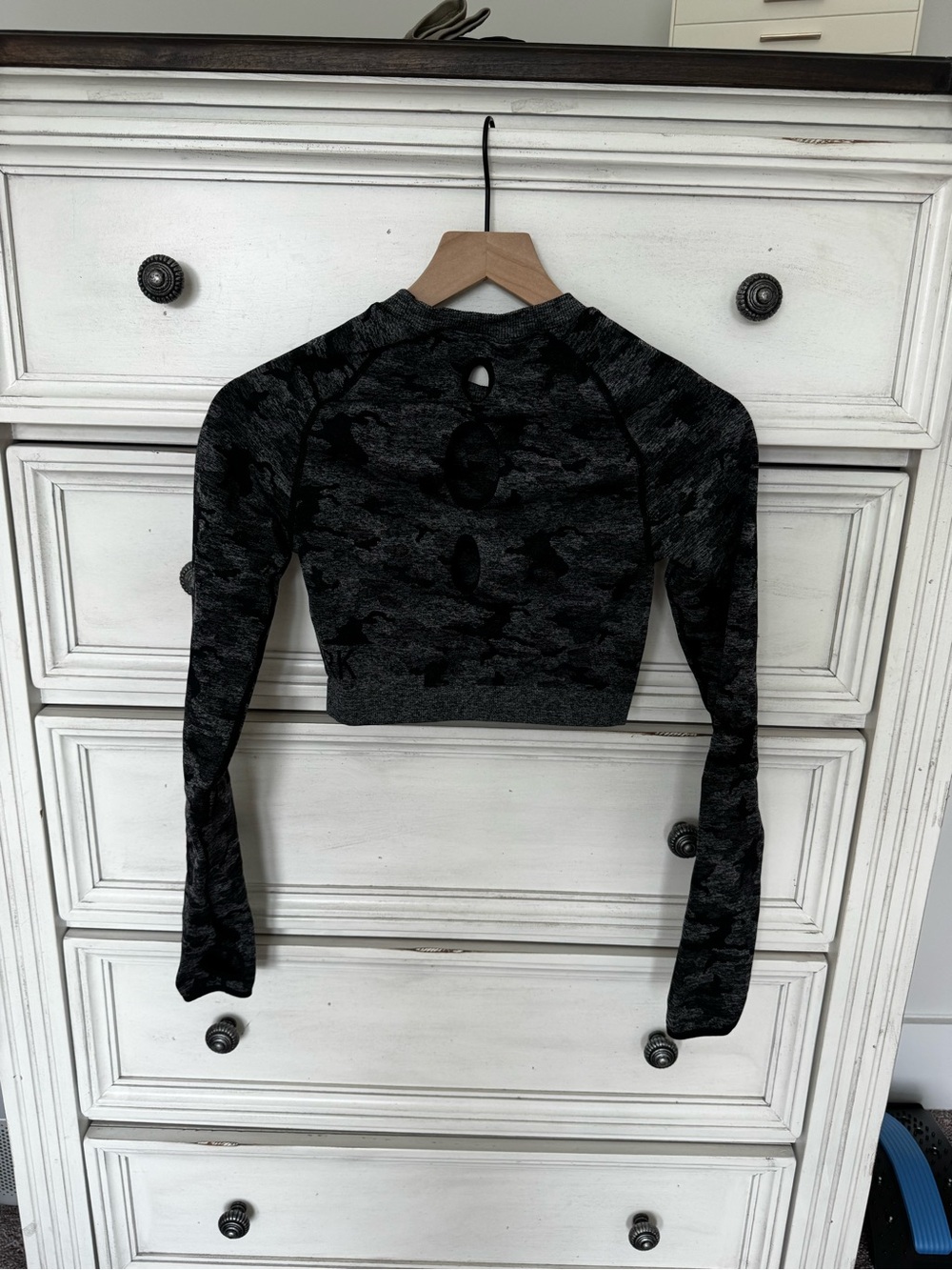Gymshark Women's Black Grey Camouflage Long-Sleeve Crop Top